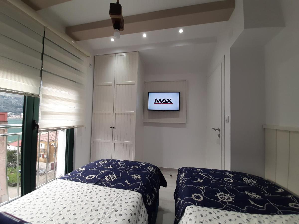 Maritimo Di Cattaro****Lux Apartment With Garage Buitenkant foto