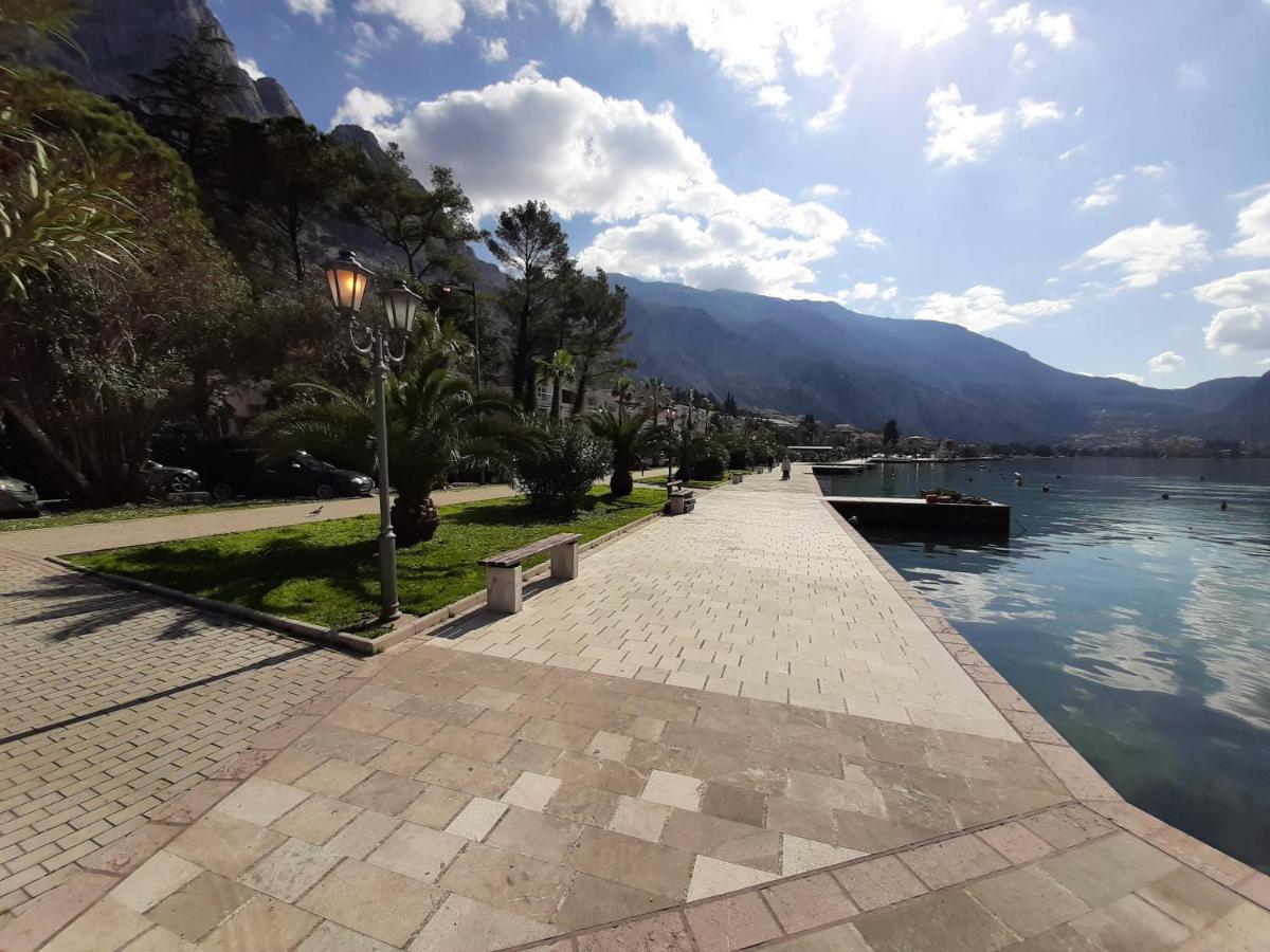 Maritimo Di Cattaro****Lux Apartment With Garage Buitenkant foto